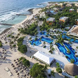 luxury-bahia-principe-akumal-riviera-maya.quintano-roohotels.com/