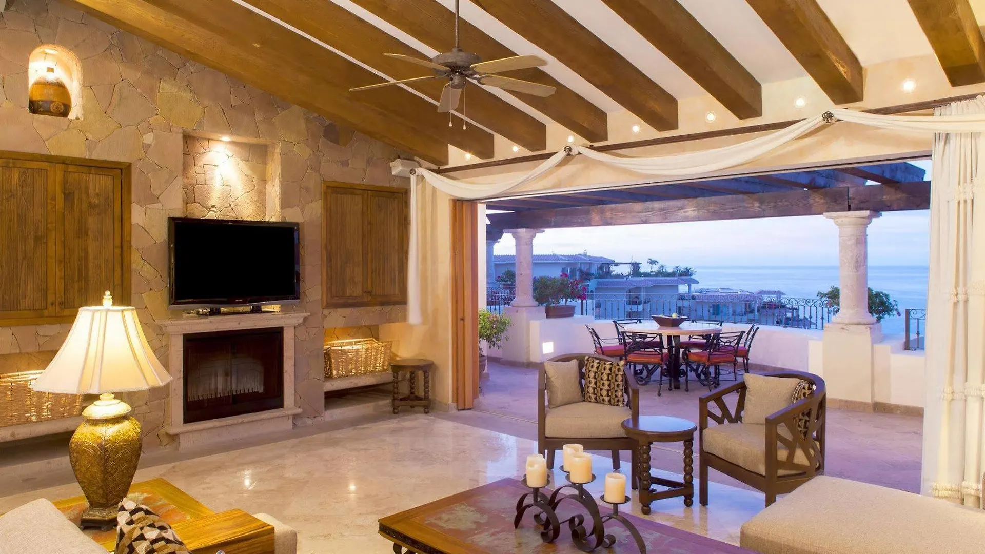 Villa La Estancia Beach Resort & Spa Cabo San Lucas 5*,